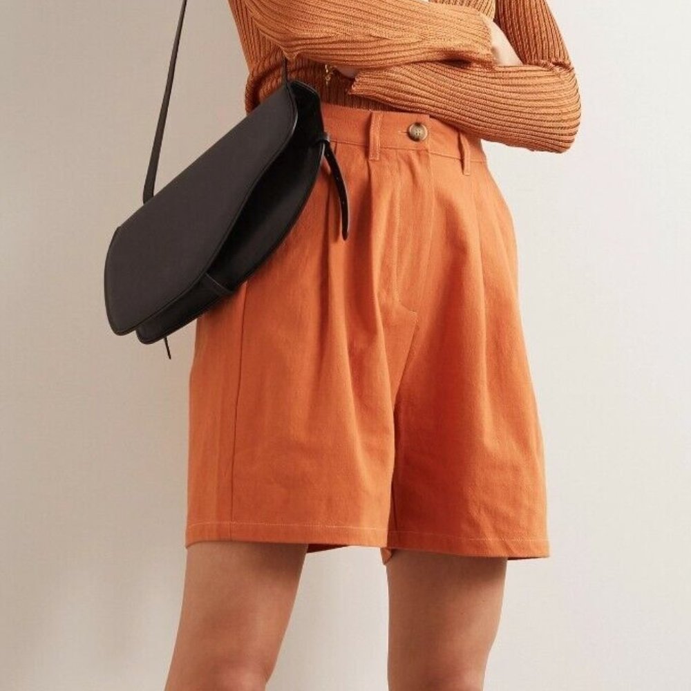 L.F. Markey Women's Henry Pleated Shorts in Burnt Orange Size US 4